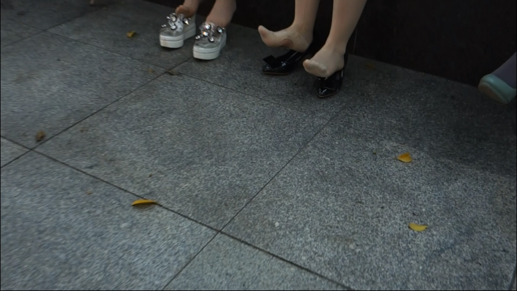 streetsnapnylon[00 00 07][20181204 232808 8]